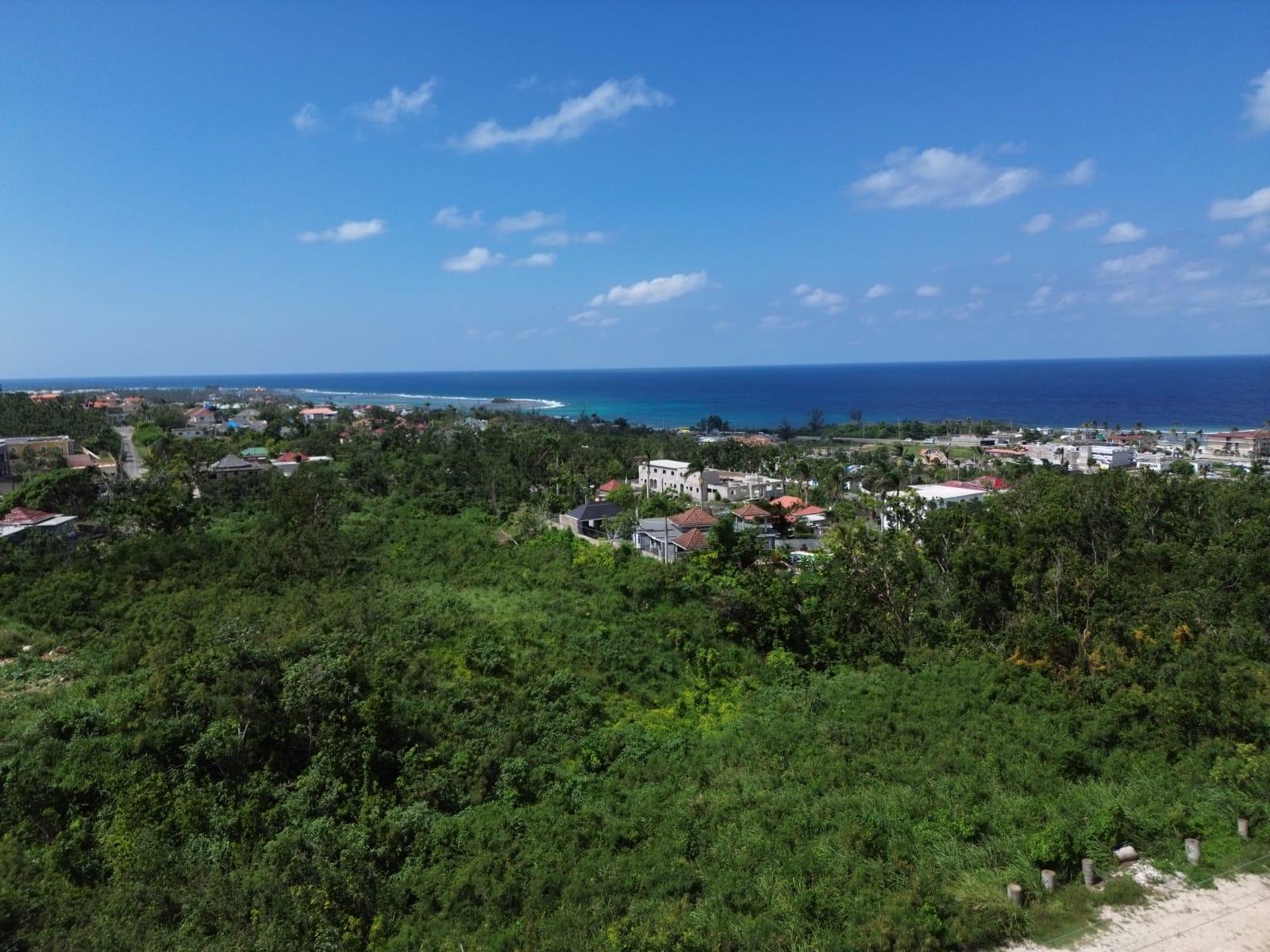Fourteenth image of Wiltshire Drive, Coral ga in Montego Bay, St. James, Jamaica - property is For Sale