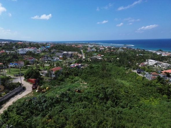 Seventeenth image of Wiltshire Drive, Coral ga in Montego Bay, St. James, Jamaica - property is For Sale