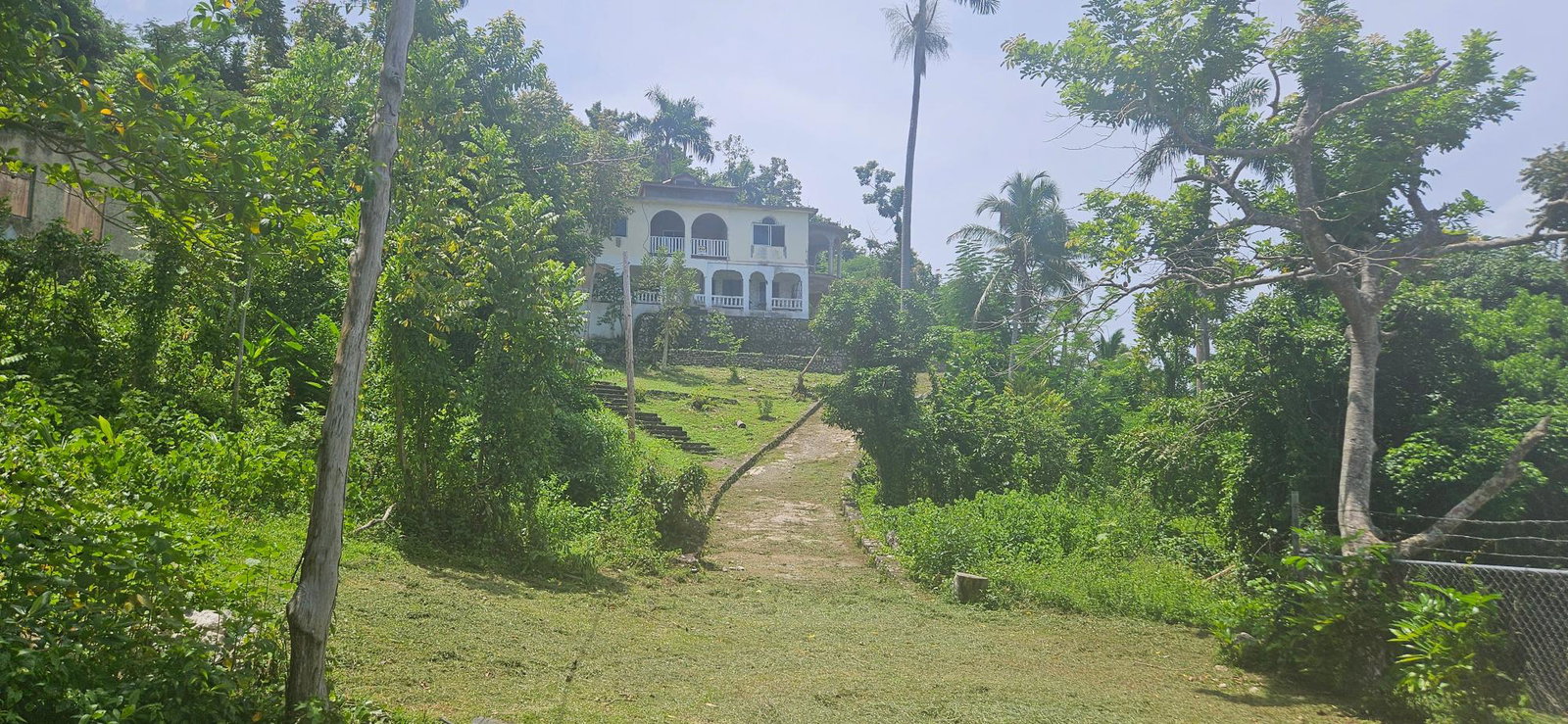 Second image of Roaring River in Roaring River, Westmoreland, Jamaica - property is For Sale