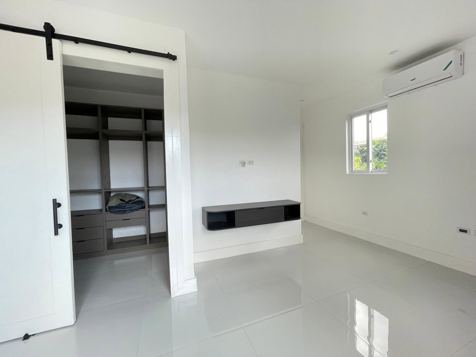 Nineteenth image of 6-2 Ottawa Avenue in Kingston 6, St. Andrew, Jamaica - property is For Rent