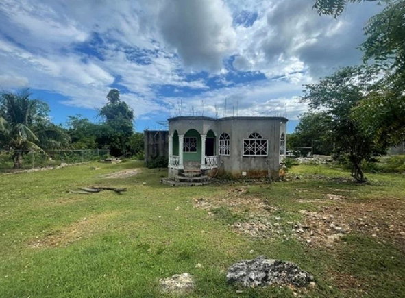 First image of 222 Jon Ross Close in Chandlers Pen, Clarendon, Jamaica - property is For Sale