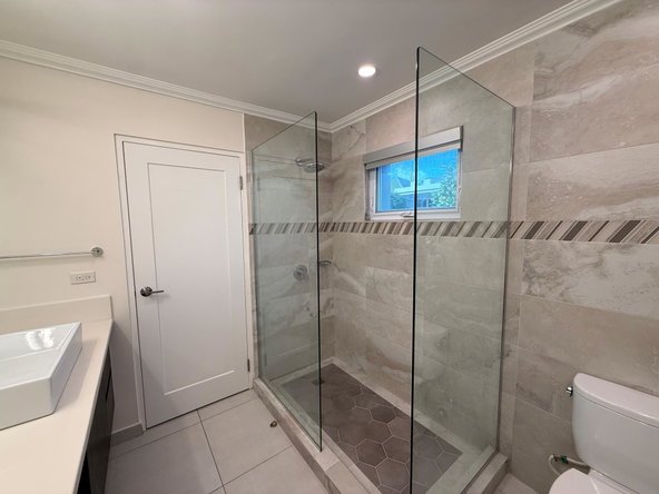 Fourth image of 32e-16 Garden Close in Kingston 8, St. Andrew, Jamaica - property is For Rent