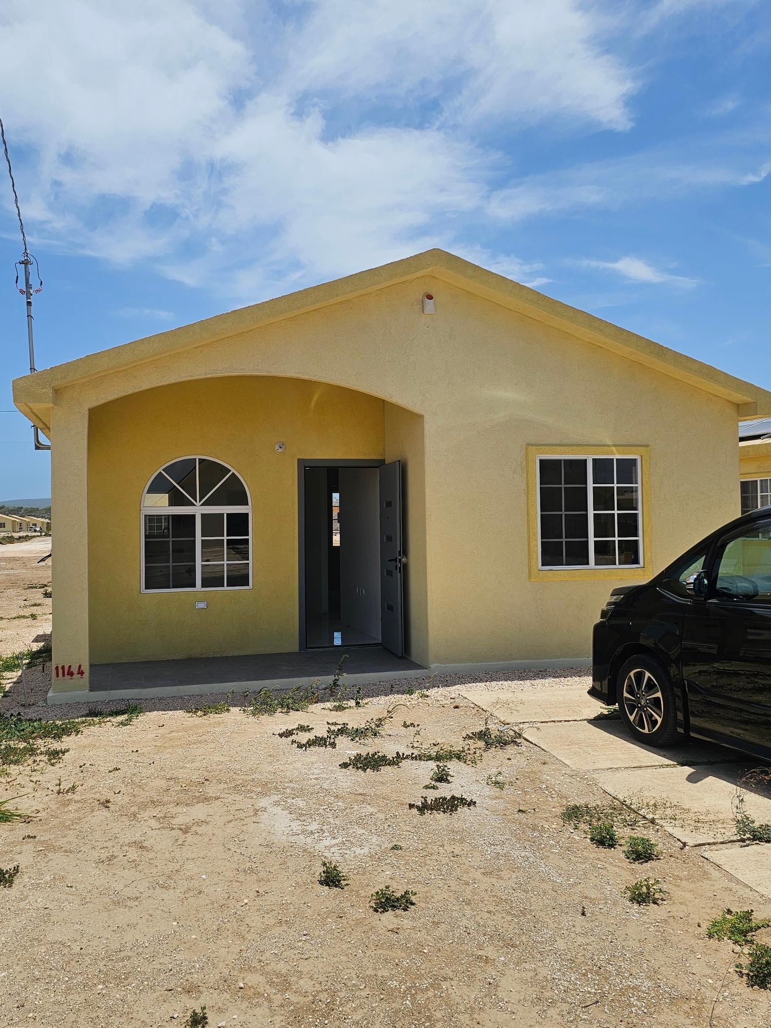 First image of 1144 Phoenix Park Village ii p in Phoenix Park, St. Catherine, Jamaica - property is For Rent