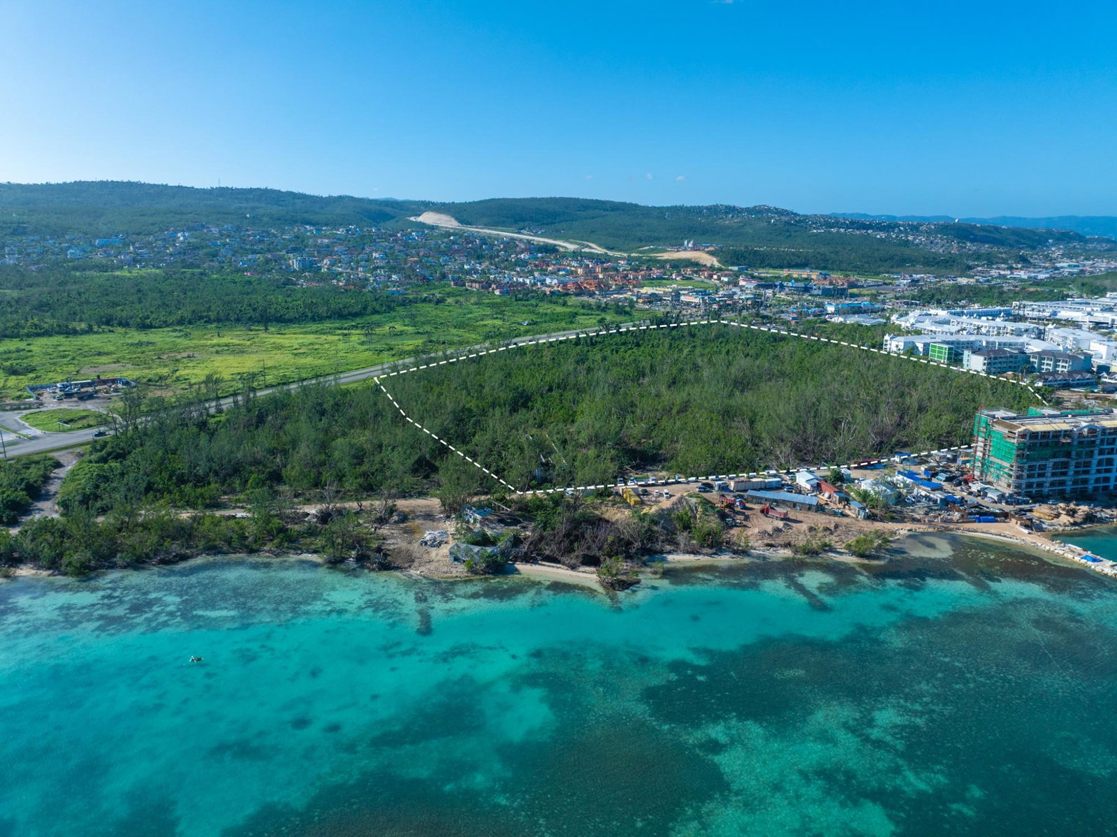 Third image of 37 Mahoe Bay in Little River, St. James, Jamaica - property is For Sale