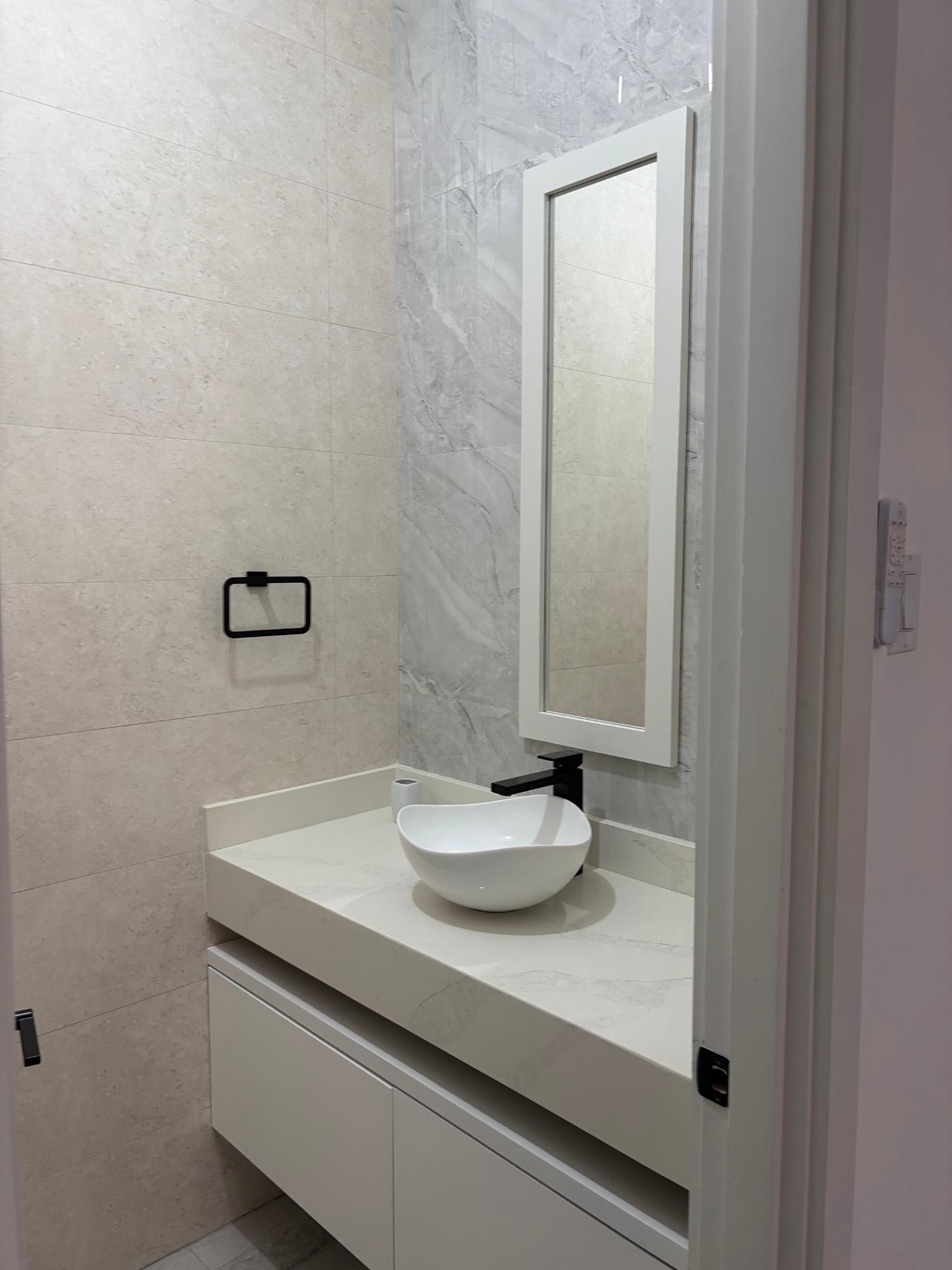 Sixteenth image of 102-29 Salisbury Ave, Kgn 6 in Kingston 6, St. Andrew, Jamaica - property is For Rent