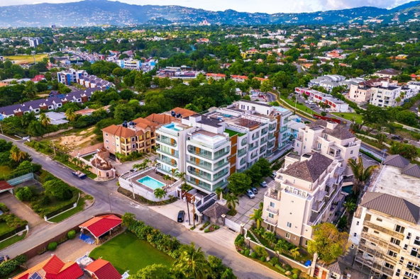 Seventeenth image of 102-29 Salisbury Ave, Kgn 6 in Kingston 6, St. Andrew, Jamaica - property is For Rent