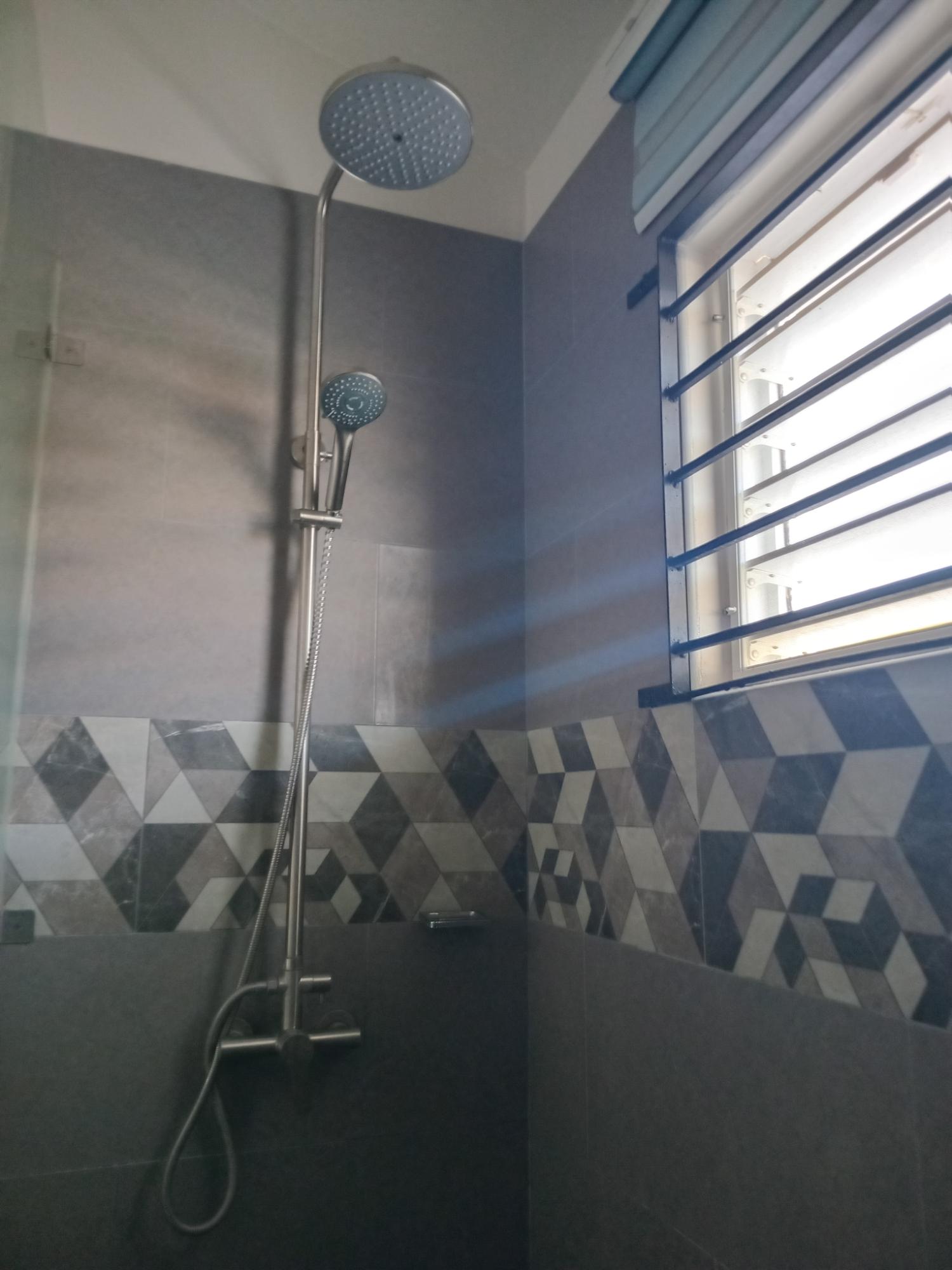 Tenth image of 990- Clove Avenue in Phoenix Park, St. Catherine, Jamaica - property is For Rent