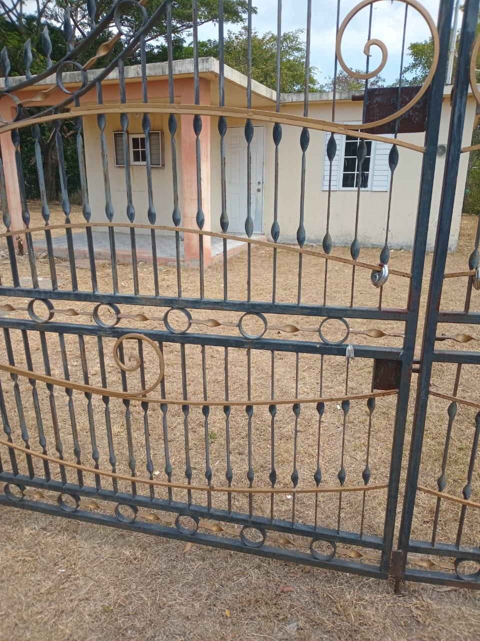 Third image of 770 Innswood Drive in Innswood Village, St. Catherine, Jamaica - property is For Rent