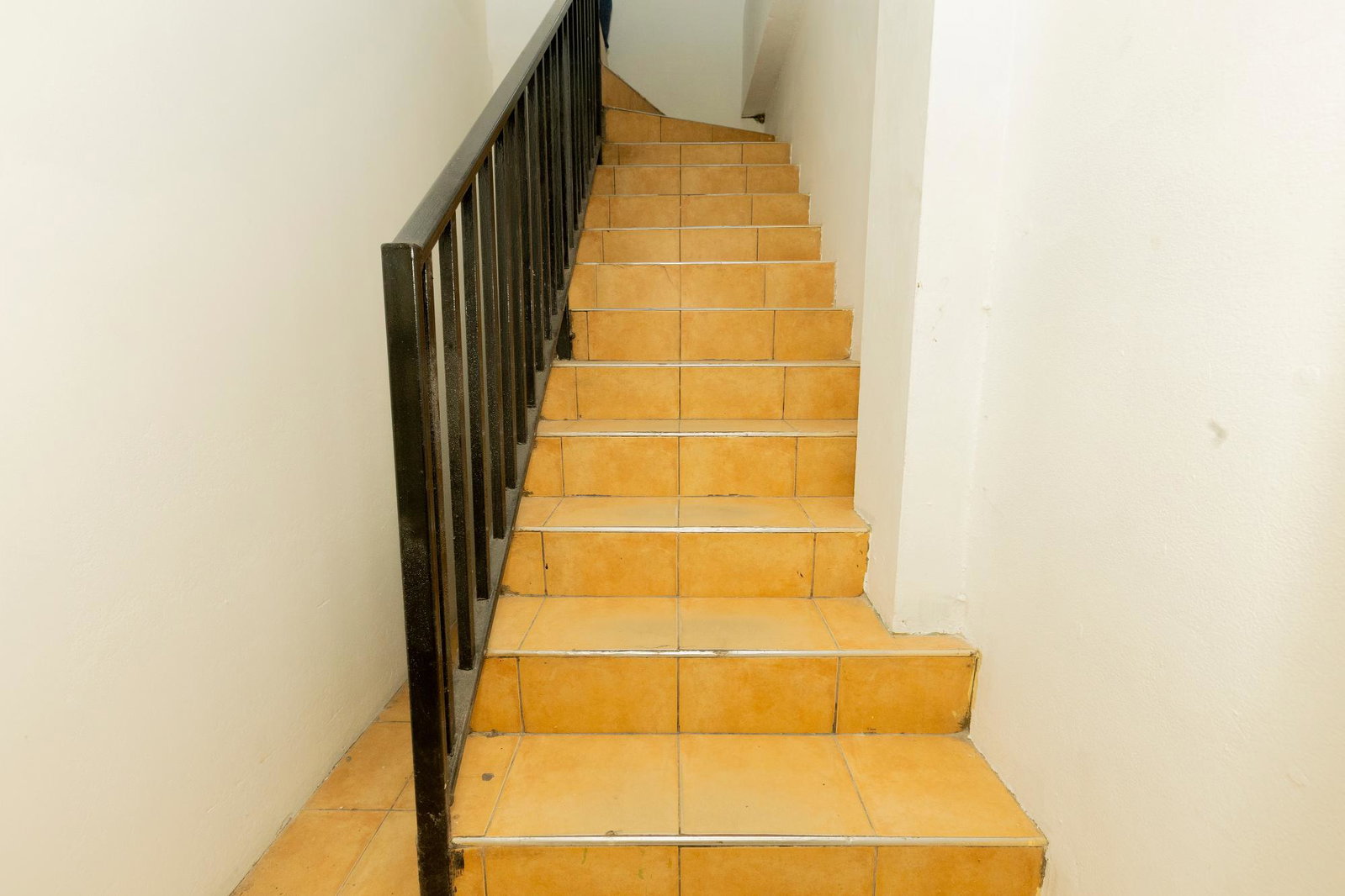 Fourth image of 88 Half Way Tree Road in Kingston 10, St. Andrew, Jamaica - property is For Rent