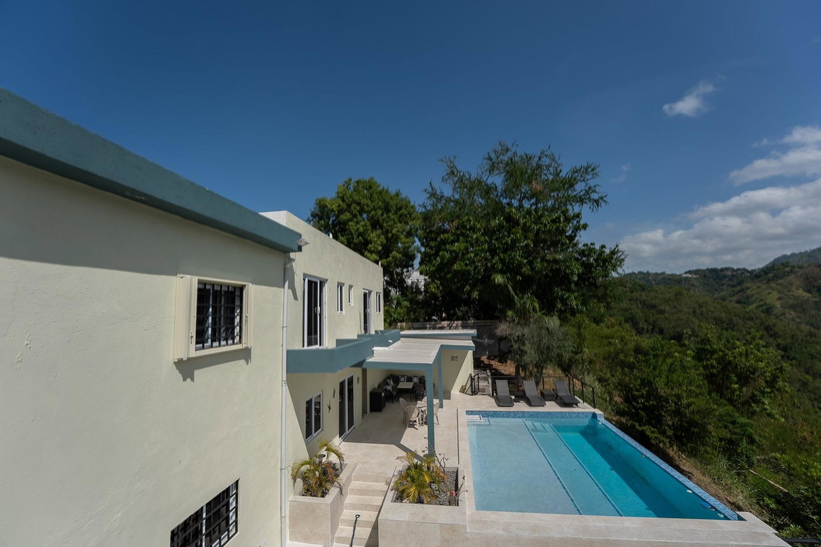 Sixteenth image of 17 Skyline Drive in Kingston 6, St. Andrew, Jamaica - property is For Sale