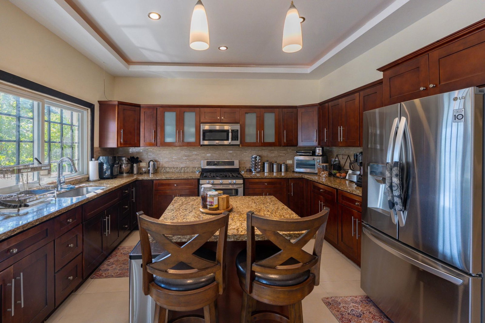 Ninth image of 17 Skyline Drive in Kingston 6, St. Andrew, Jamaica - property is For Sale
