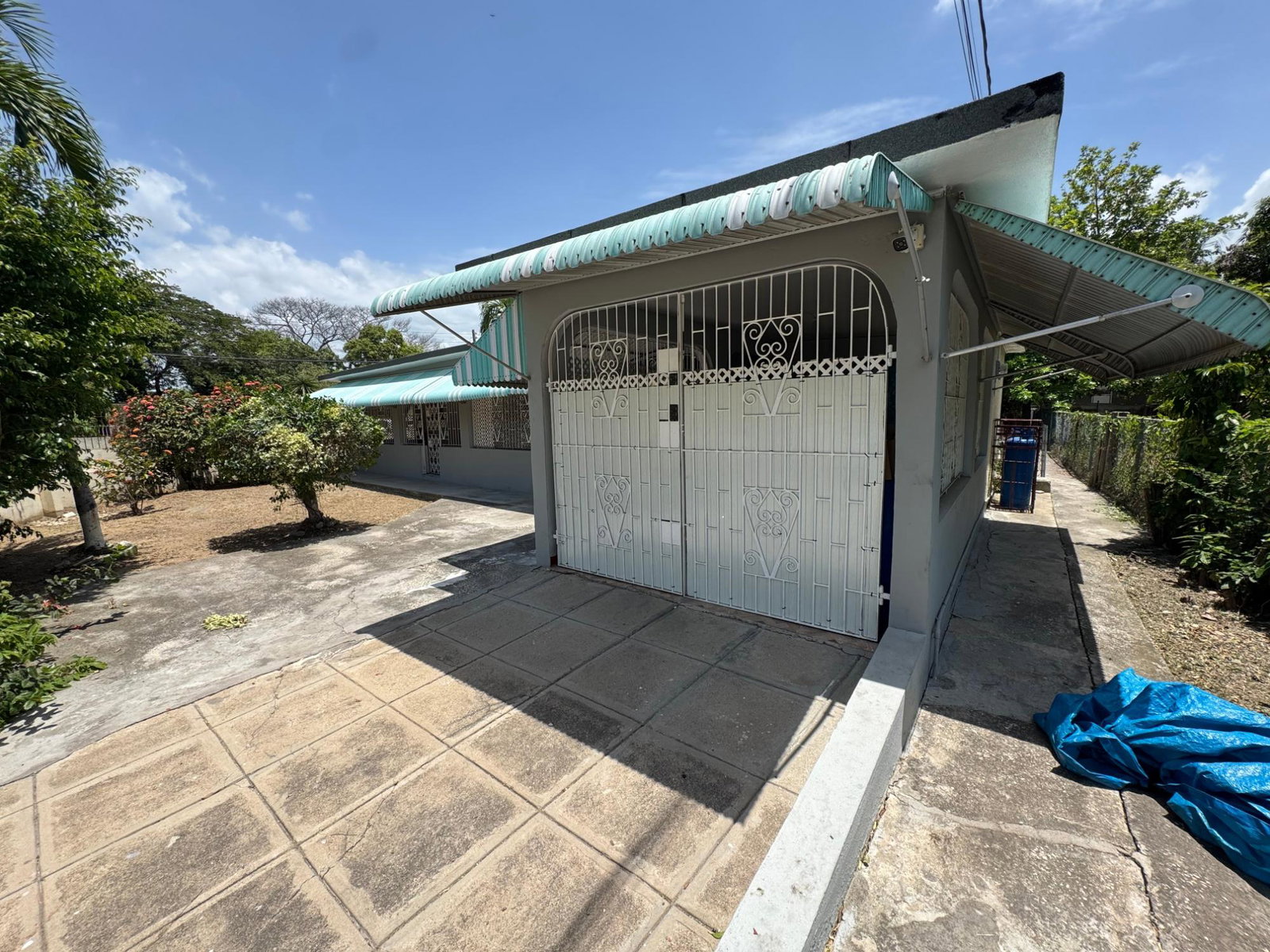 Fourth image of 75 Vernon Dr, Villanova in Sydenham, St. Catherine, Jamaica - property is For Sale