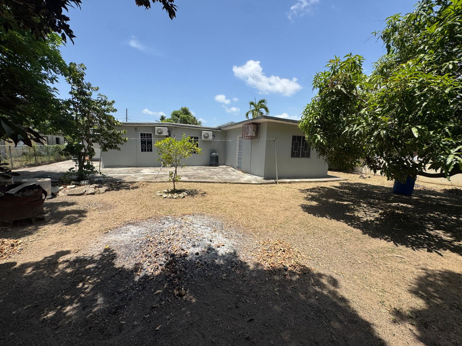 Fifth image of 75 Vernon Dr, Villanova in Sydenham, St. Catherine, Jamaica - property is For Sale