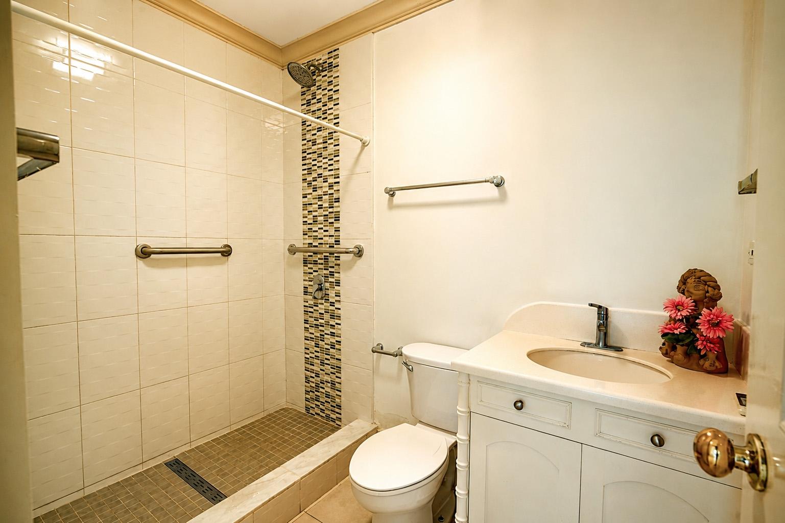 Twelfth image of 14-11 Russell Heights in Kingston 8, St. Andrew, Jamaica - property is For Rent