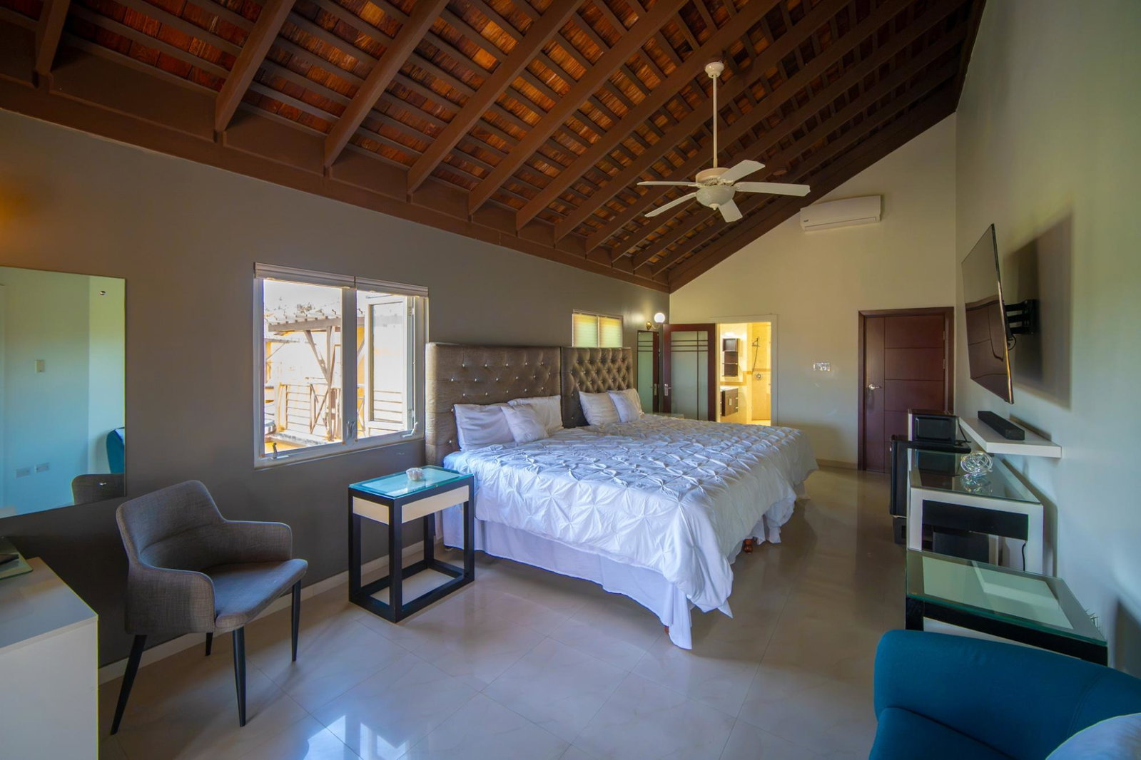 Sixteenth image of B3-121 Main Street, Ocho Rios in Ocho Rios, St. Ann, Jamaica - property is For Sale