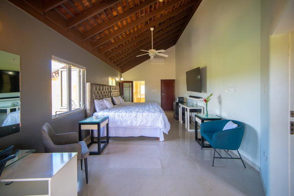 Seventeenth image of B3-121 Main Street, Ocho Rios in Ocho Rios, St. Ann, Jamaica - property is For Sale