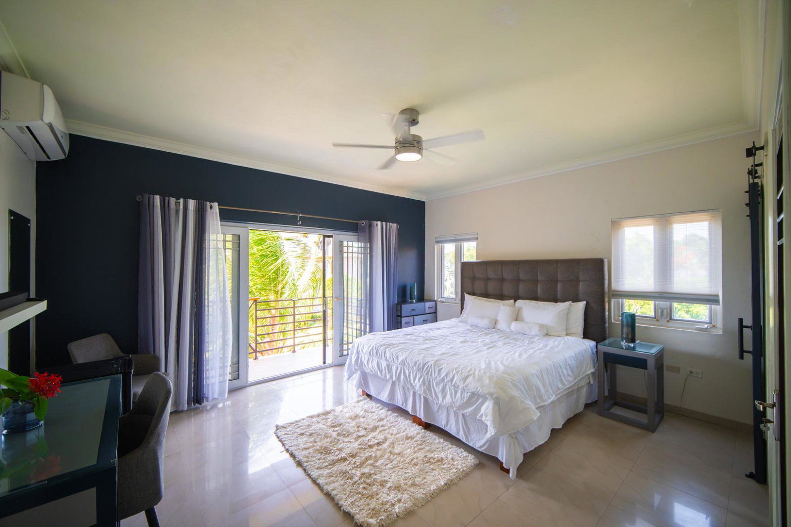 Ninth image of B3-121 Main Street, Ocho Rios in Ocho Rios, St. Ann, Jamaica - property is For Sale