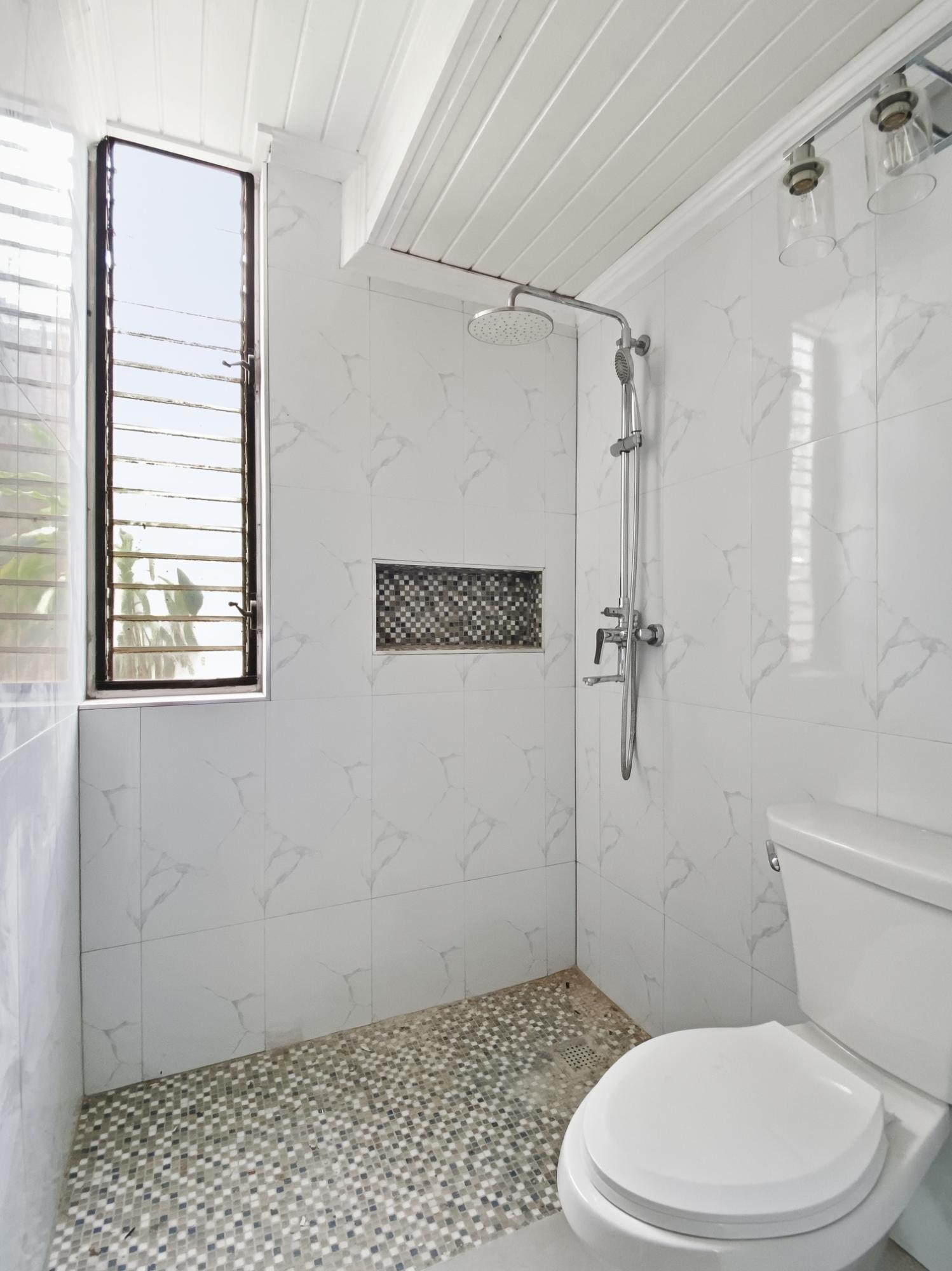 Eleventh image of 31- Renfrew Road, Courtleigh in Kingston 5, St. Andrew, Jamaica - property is For Rent