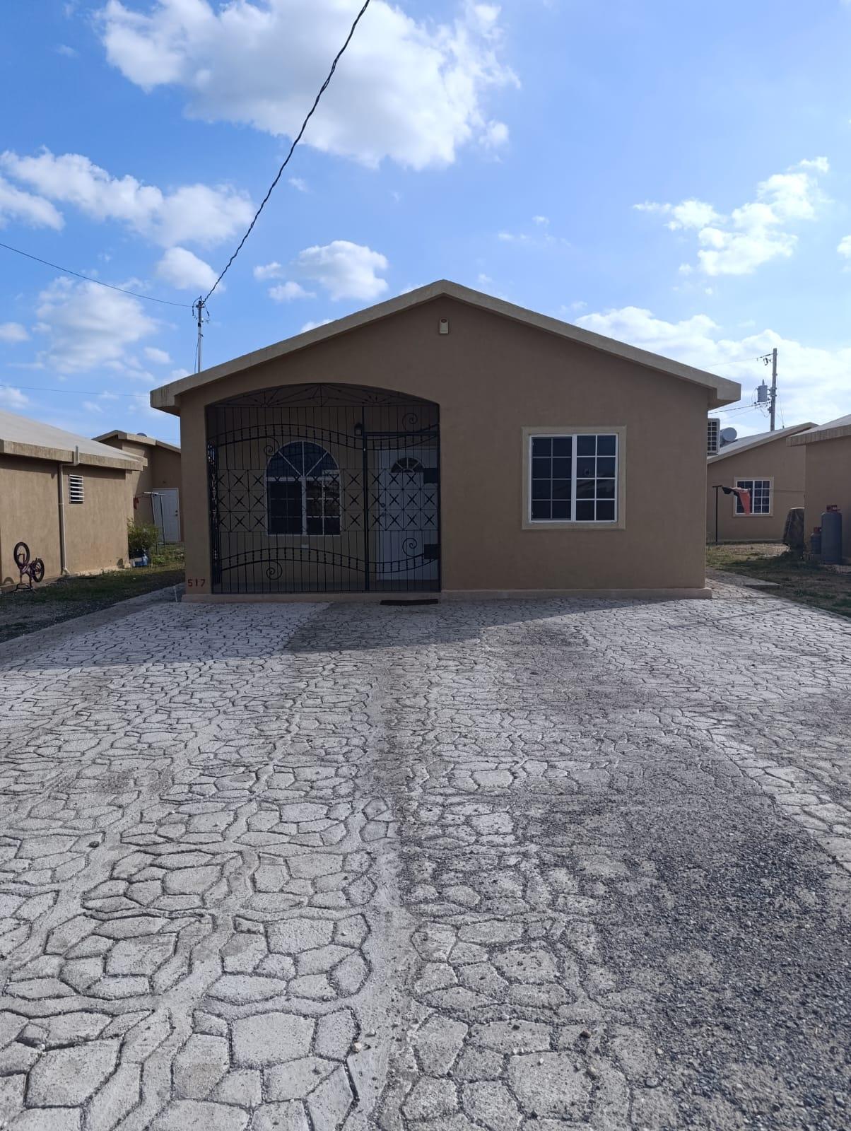 First image of 517 Phoenix Park Village 2 in Spanish Town, St. Catherine, Jamaica - property is For Rent