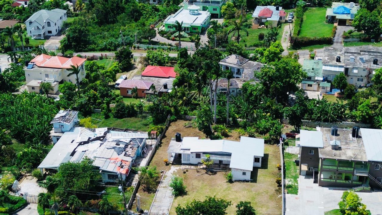 Seventeenth image of 297 Giradet Terrace, Coral ga in Ironshore, St. James, Jamaica - property is For Sale