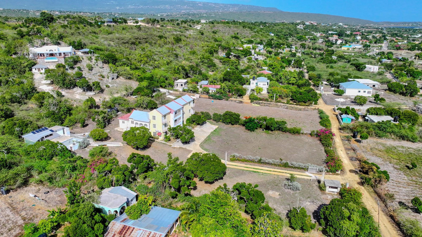 Eleventh image of Billys Bay|treasure Beach in Treasure Beach, St. Elizabeth, Jamaica - property is For Sale