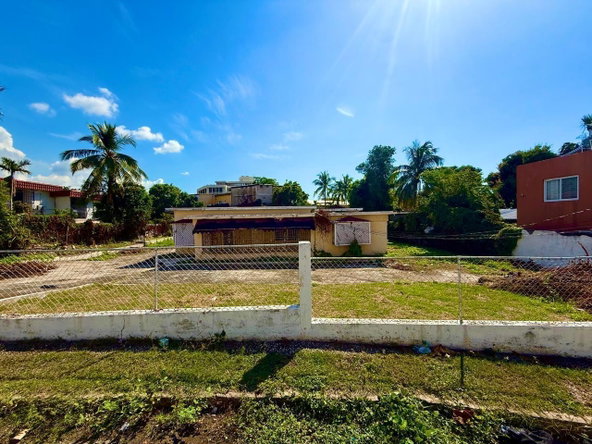 Third image of 9 Abbeydale Road in Kingston 10, St. Andrew, Jamaica - property is For Sale