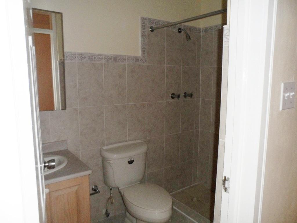 Thirtieth image of Th10-3-9 Upper Melwood Avenue in Kingston 8, St. Andrew, Jamaica - property is For Rent