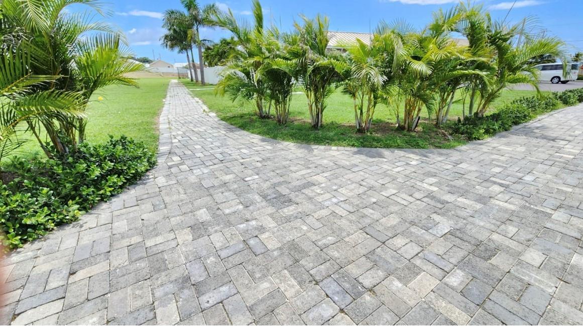 Seventeenth image of 31 Seashore East (ocean Poin in Lucea, Hanover, Jamaica - property is For Rent