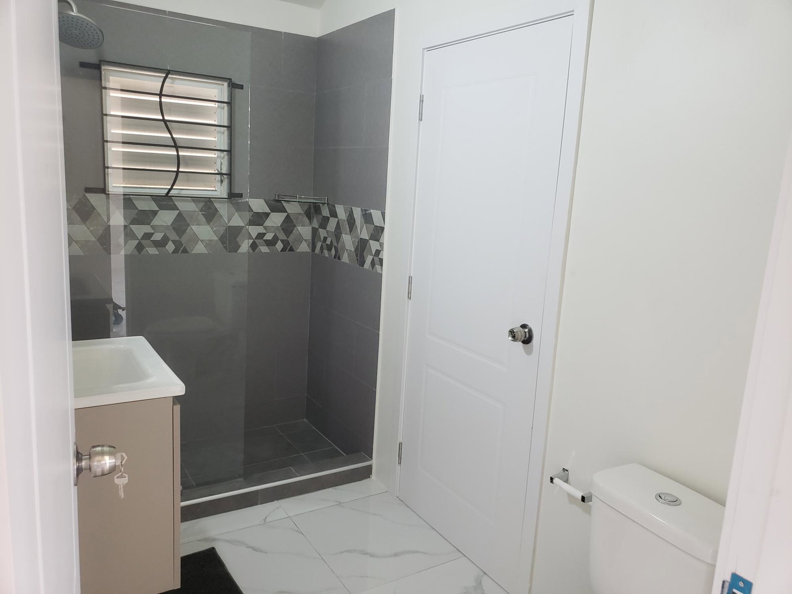 Eleventh image of 1282 Paprika Drive, Phoenix pa in Phoenix Park, St. Catherine, Jamaica - property is For Rent