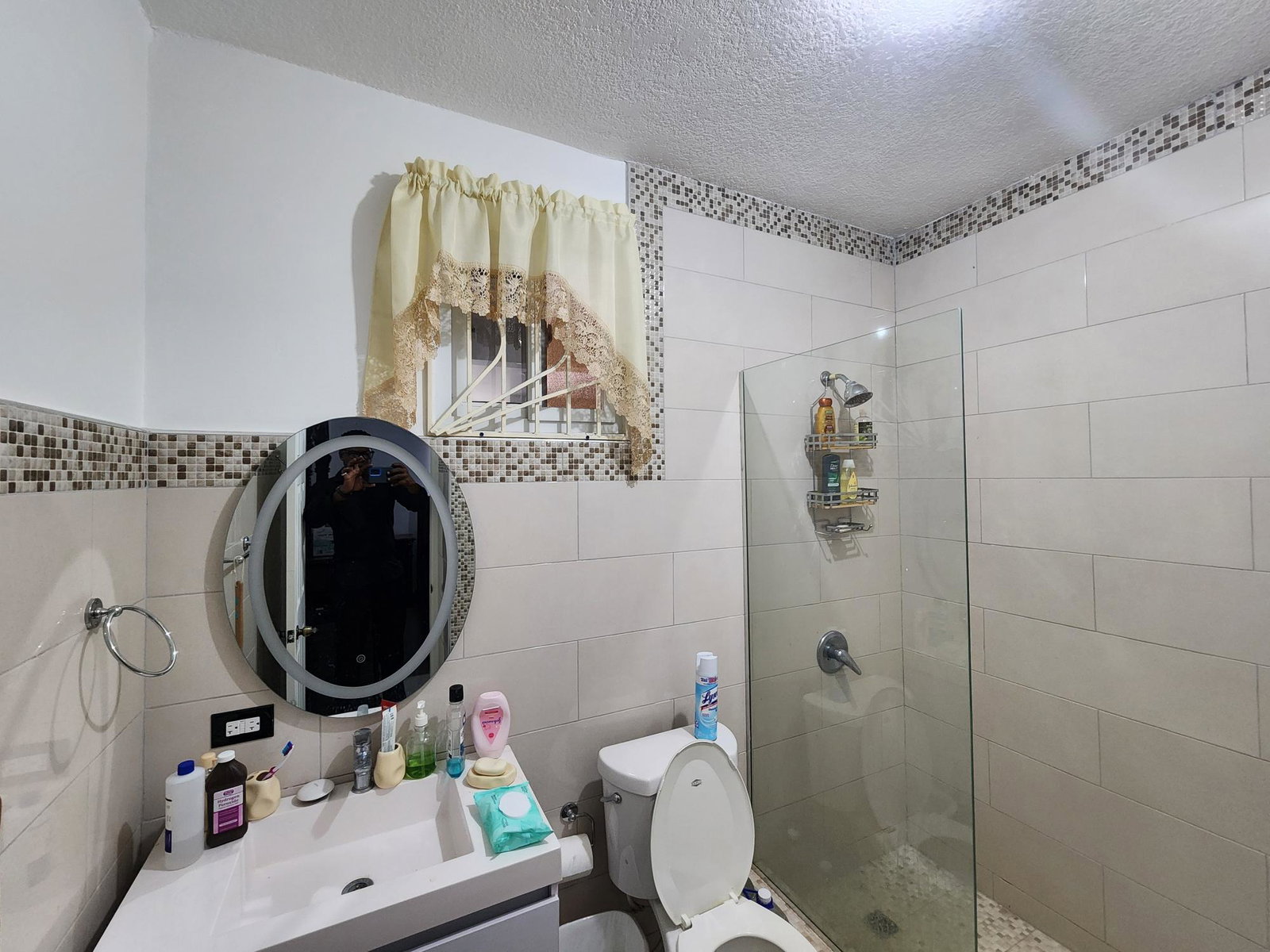 Thirteenth image of 24 Farewell Avenue in Kingston 20, St. Andrew, Jamaica - property is For Sale