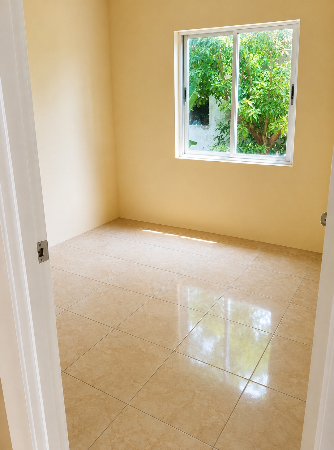 Fourth image of 6-996 St. Albans Close in Green Acres, St. Catherine, Jamaica - property is For Rent