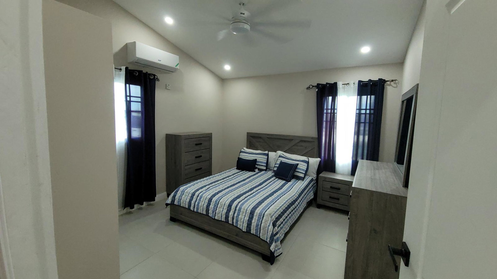 Fourth image of 213 Toby Hammocks, Toby Heigh in Freetown, Clarendon, Jamaica - property is For Sale