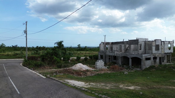 Fourth image of Palmbrook, Santa Cruz in Santa Cruz, St. Elizabeth, Jamaica - property is For Sale