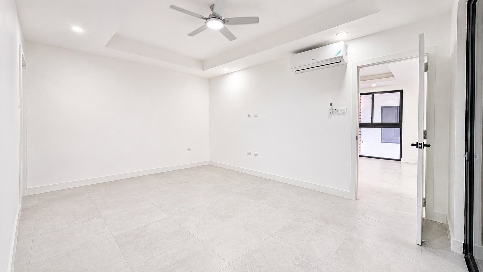 Eleventh image of 807-10 Waterloo Ave in Kingston 10, St. Andrew, Jamaica - property is For Sale