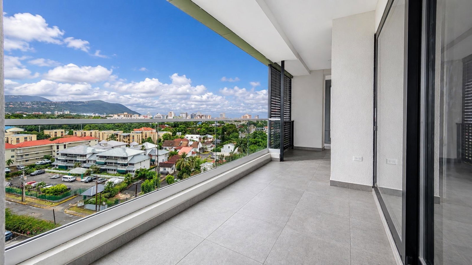 Fourteenth image of 807-10 Waterloo Ave in Kingston 10, St. Andrew, Jamaica - property is For Sale