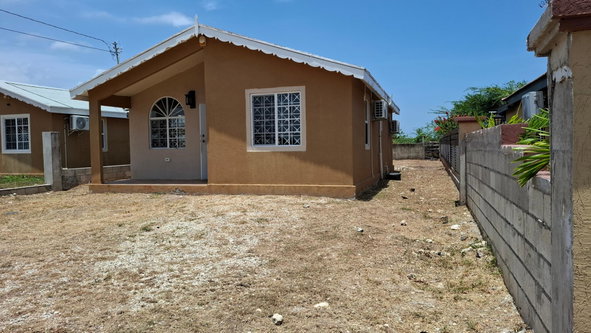 Third image of 735 Modelle Crescent in Old Harbour, St. Catherine, Jamaica - property is For Rent