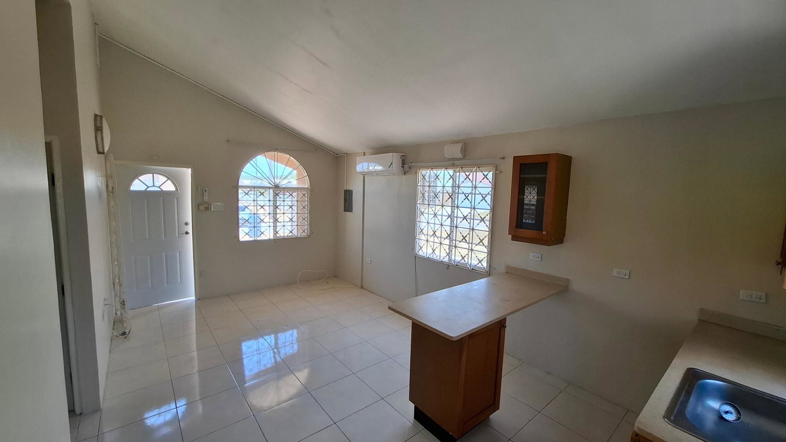 Seventh image of 735 Modelle Crescent in Old Harbour, St. Catherine, Jamaica - property is For Rent