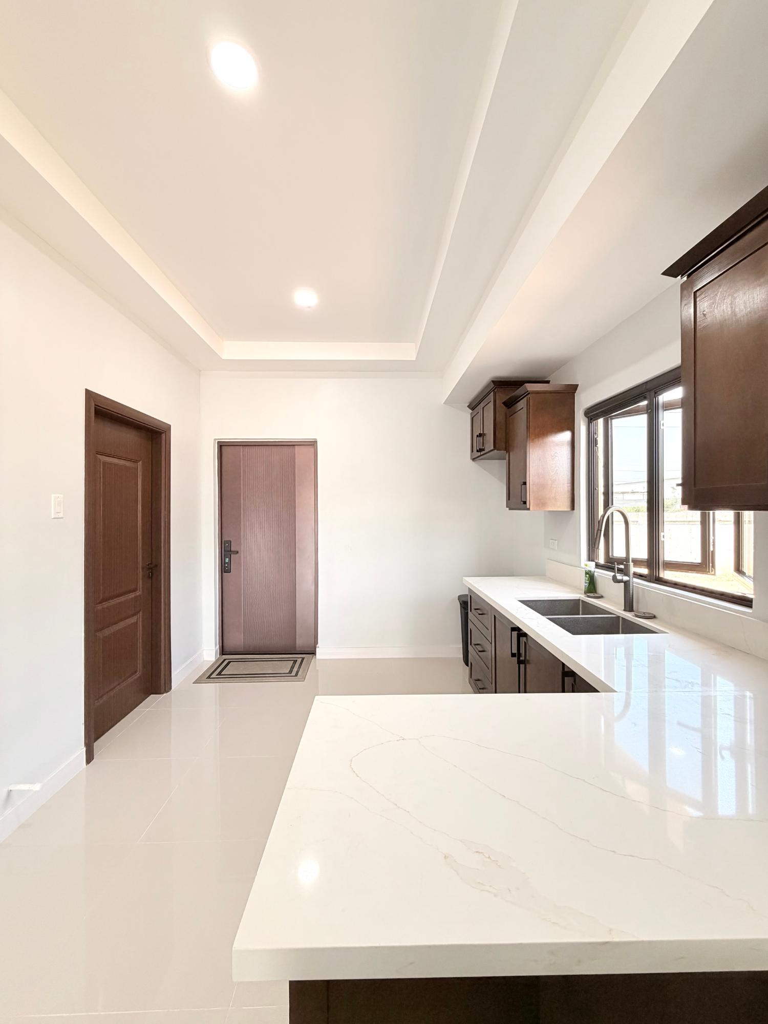 Sixth image of 374- Oak Estate in Greater Portmore, St. Catherine, Jamaica - property is For Rent
