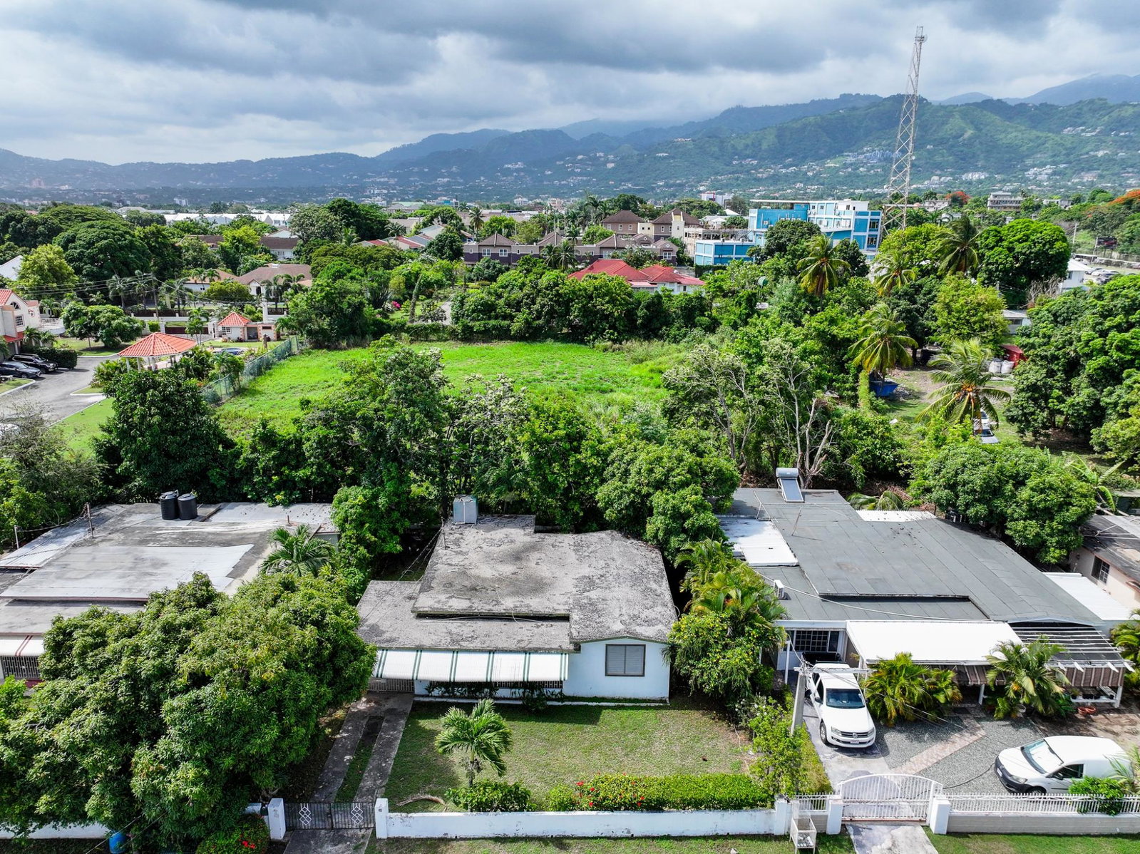Fifteenth image of 20 Halart Drive in Kingston 6, St. Andrew, Jamaica - property is For Sale