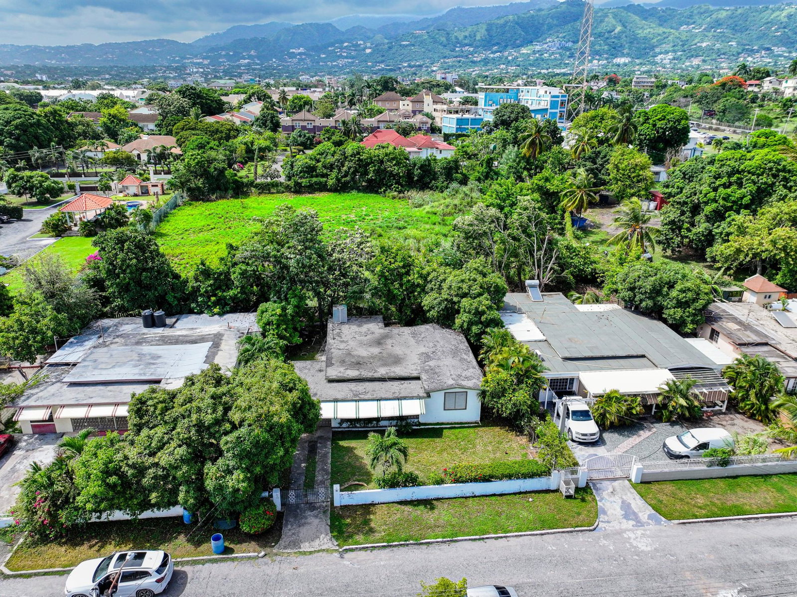 Sixteenth image of 20 Halart Drive in Kingston 6, St. Andrew, Jamaica - property is For Sale