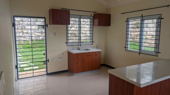 Seventh image of 95 Edmund Ridge Estate in SPOT VALLEY, St. James, Jamaica - property is For Rent