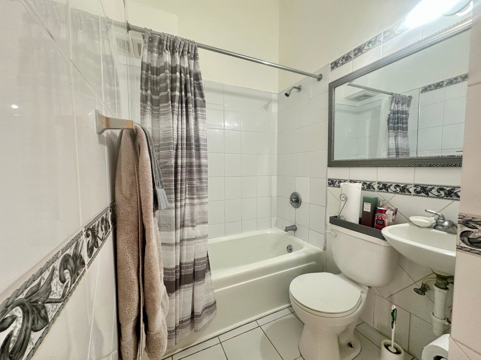 Eighteenth image of 631-2a Washington Boulevard in Kingston 20, St. Andrew, Jamaica - property is For Sale