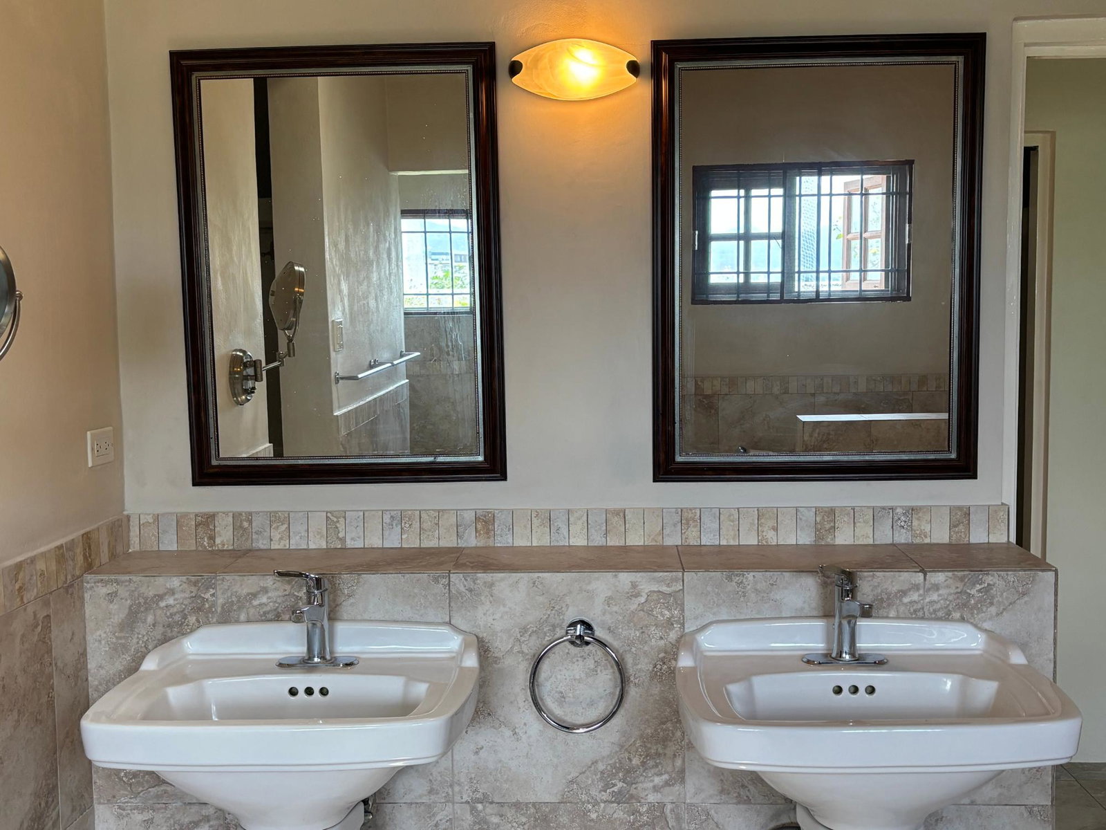Twelfth image of 1 3-5 Great House Boulevard in Kingston 6, St. Andrew, Jamaica - property is For Rent