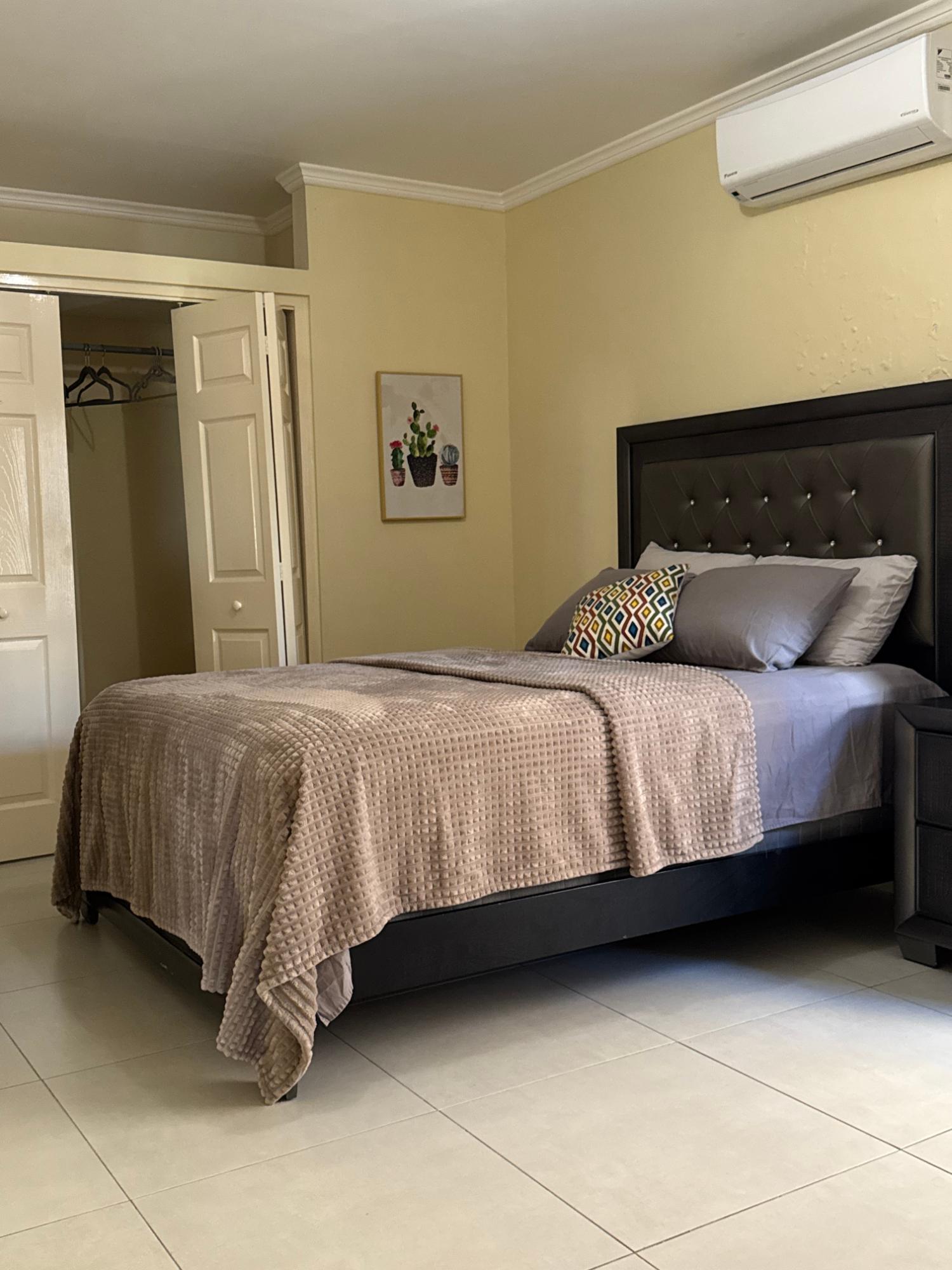 Fifth image of 9- Forest Ridge, 3 Stanley t in Kingston 19, St. Andrew, Jamaica - property is For Rent