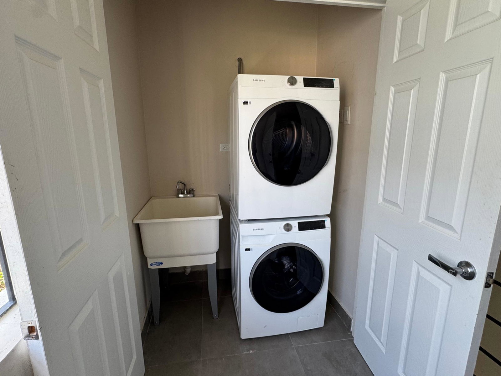 Ninth image of 3-89 Pine Boulevard in Kingston 6, St. Andrew, Jamaica - property is For Rent