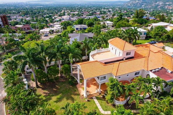 Seventh image of 4a Grosvenor Heights in Kingston 8, St. Andrew, Jamaica - property is For Sale