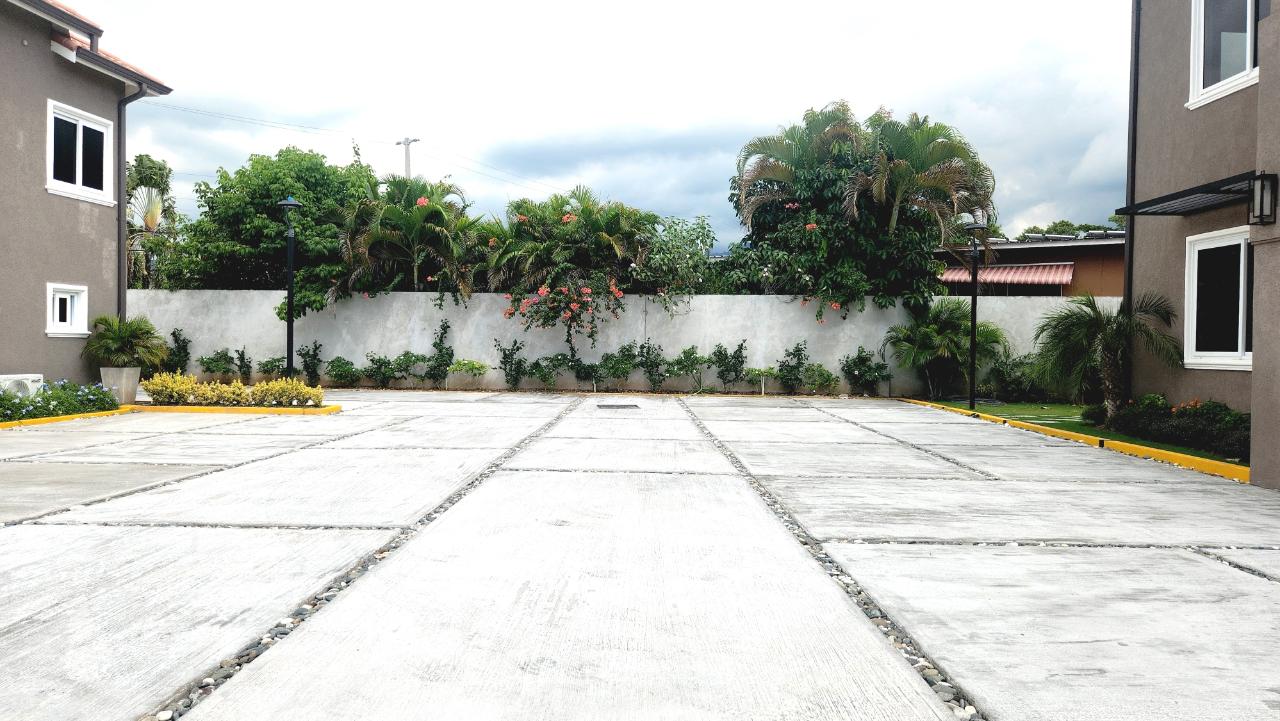 Thirtieth image of 2-2 Merrivale Close, Kingston in Kingston 8, St. Andrew, Jamaica - property is For Rent