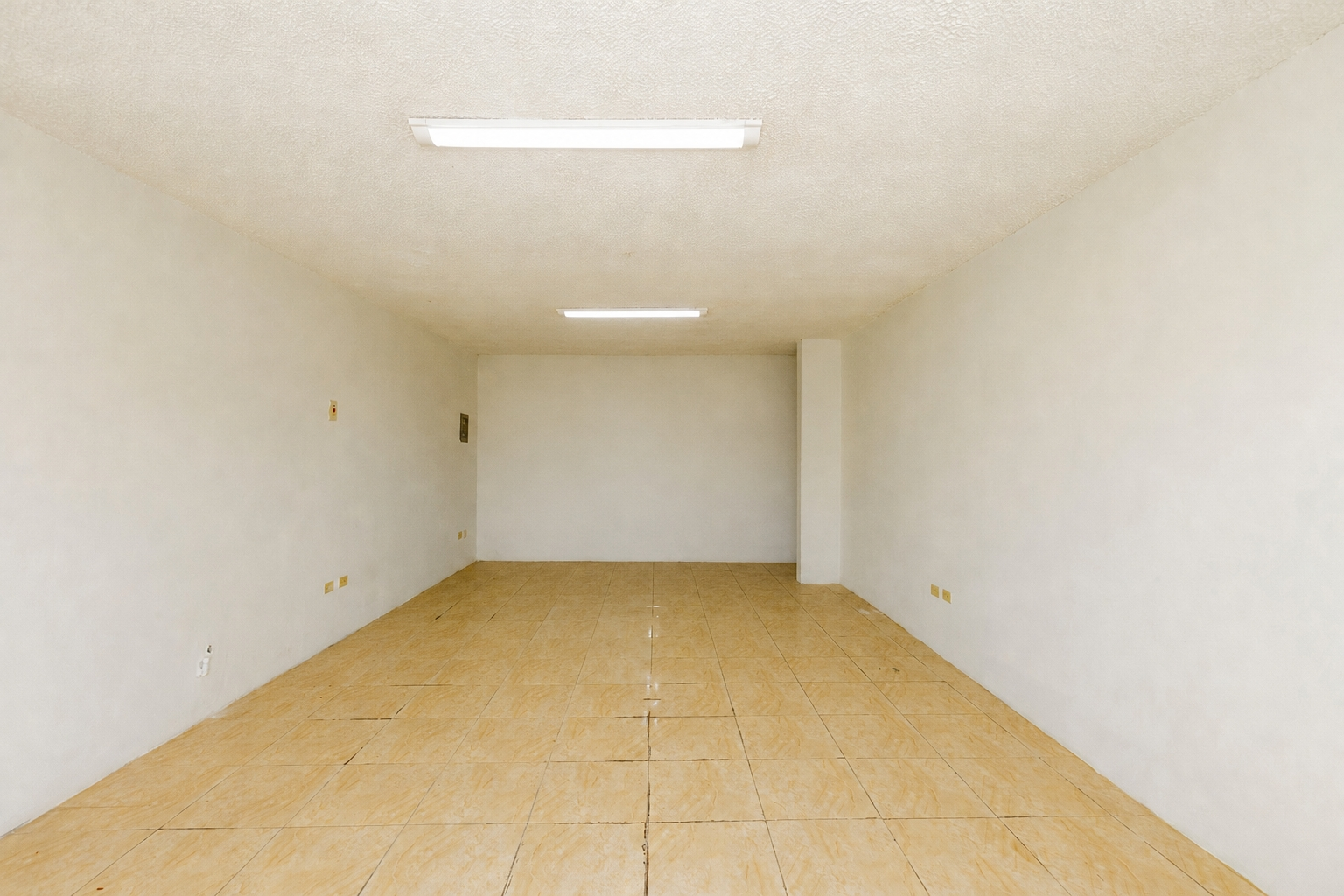 Second image of 3a-88 Half Way Tree Road in Kingston 10, St. Andrew, Jamaica - property is For Rent