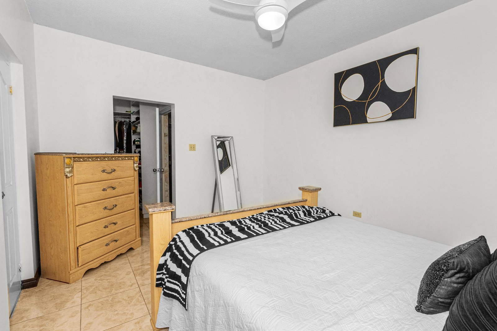 Eleventh image of 16-17 Braemar Avenue in Kingston 10, St. Andrew, Jamaica - property is For Sale