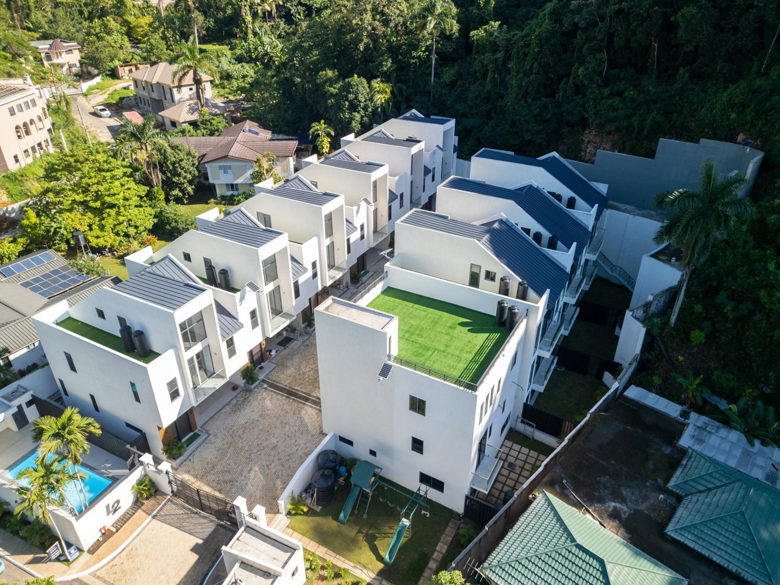 Third image of Th-a2-2 Lipscombe Ave in Kingston 9, St. Andrew, Jamaica - property is For Sale